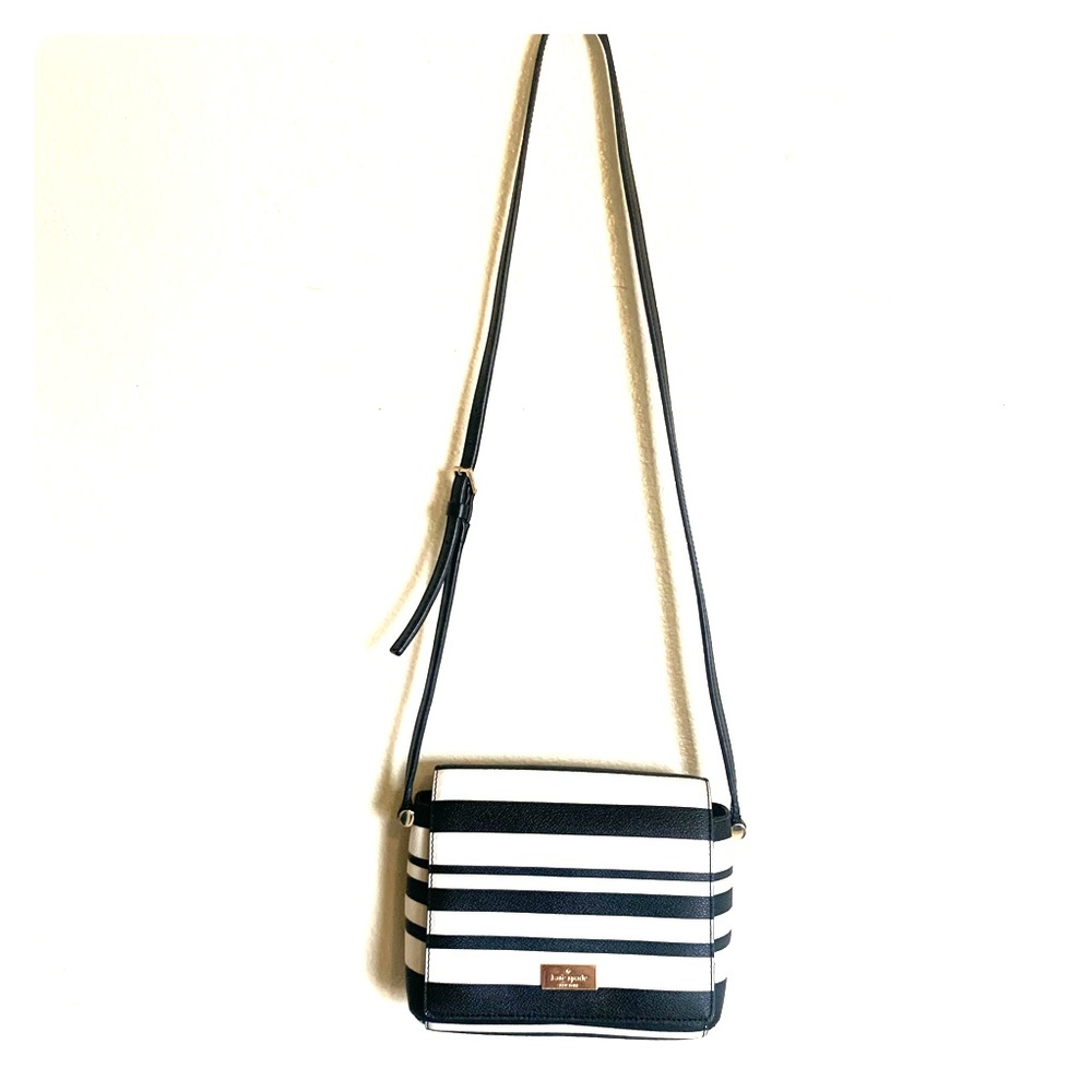 (SOLD) Kate Spade Black & White Stripe Purse